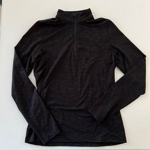 Lady Hagen Tennis/Golf Quarter Zip, black and white, size XS